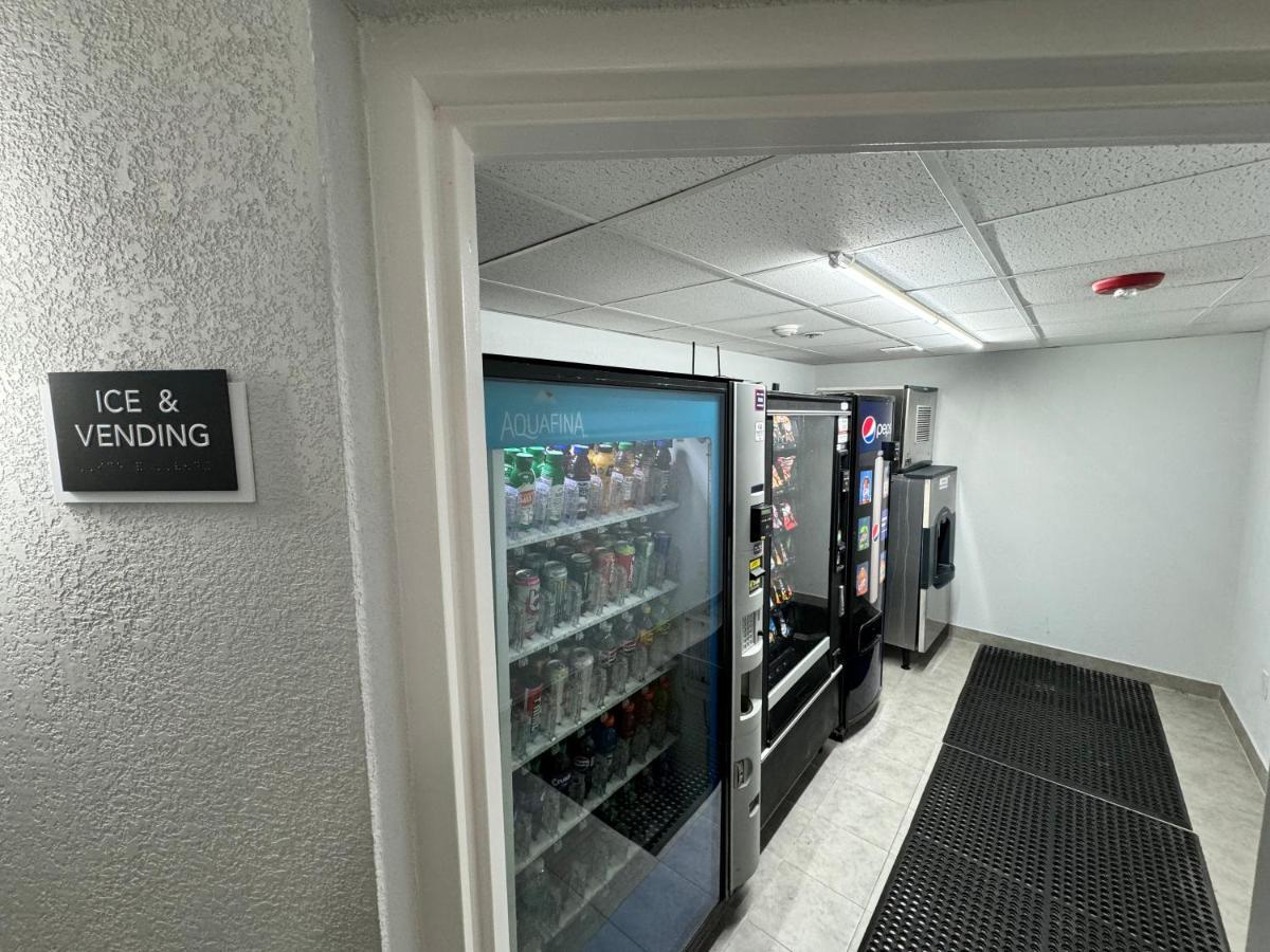 Studio 6 Suites East Syracuse Airport Ngoại thất bức ảnh
